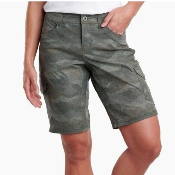 KUHL Women’s Freeflex Cargo Short 10” Inseam Olive Camo Size 2 - Picture 1 of 14